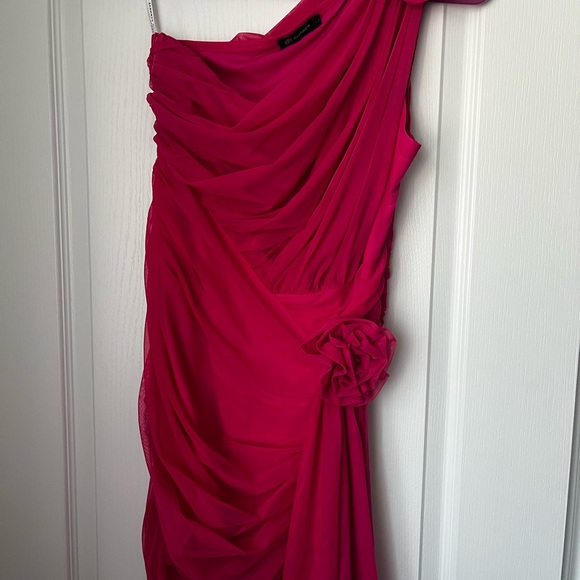 Pink cocktail dress from Bella Barnett - Picture 4 of 4